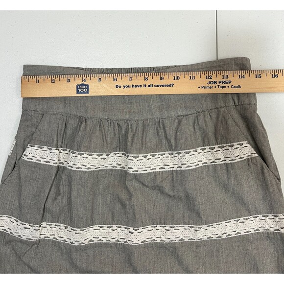 Banana Republic Grey Pull On Skirt with White Lace Stripes Pockets Women's 4 - Picture 7 of 10